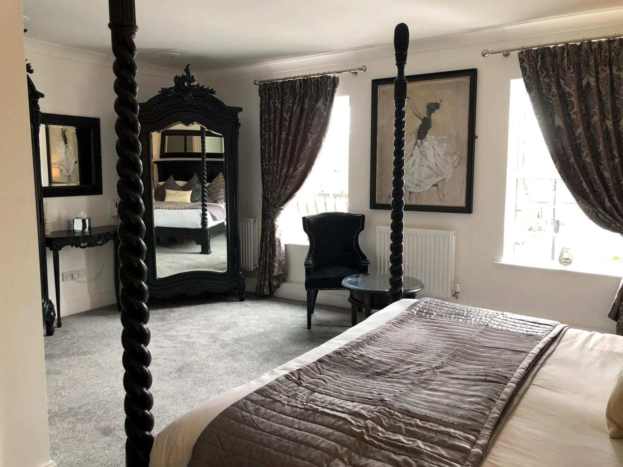 Black Horse Peterborough Room photo