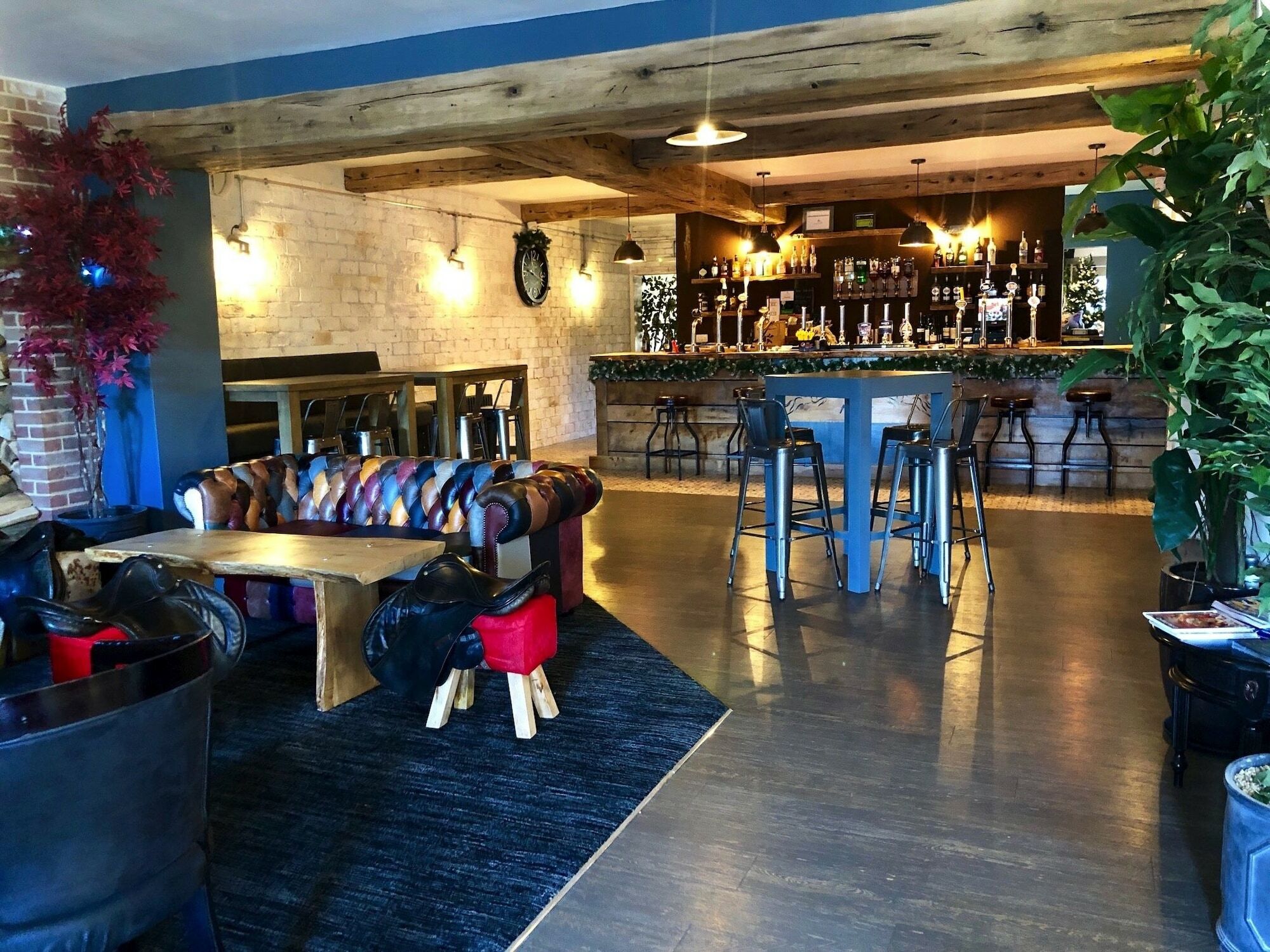 Black Horse Peterborough Exterior photo